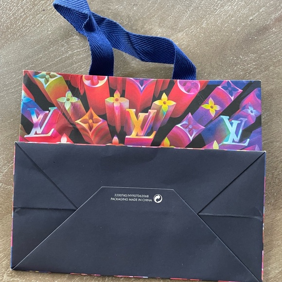 Louis Vuitton shopping bag- Christmas rainbow - Picture 4 of 4